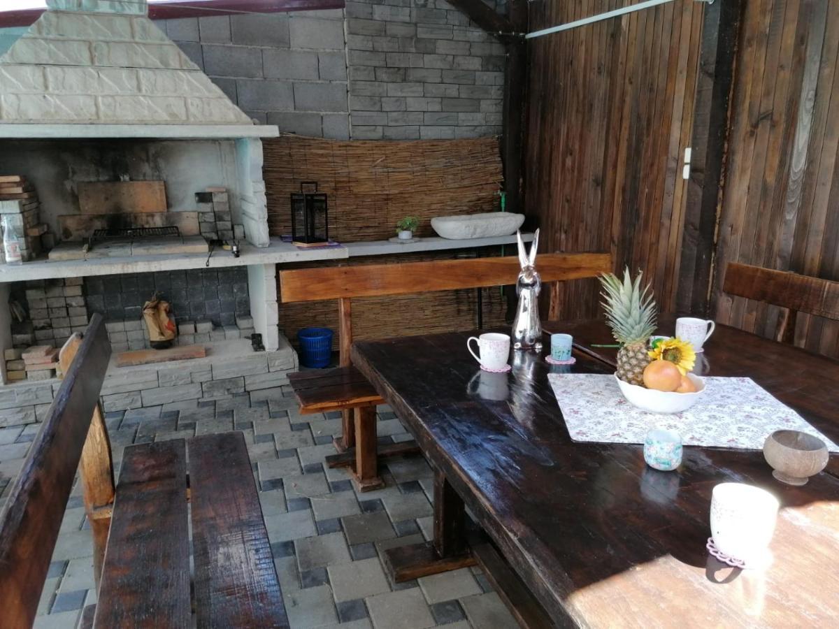 Apartmani U Kastelima Kaštela Exterior foto