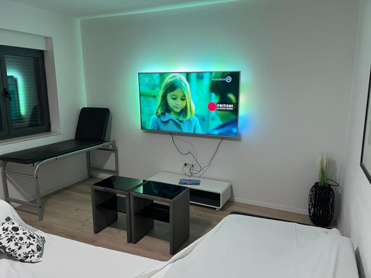Apartmani U Kastelima Kaštela Exterior foto